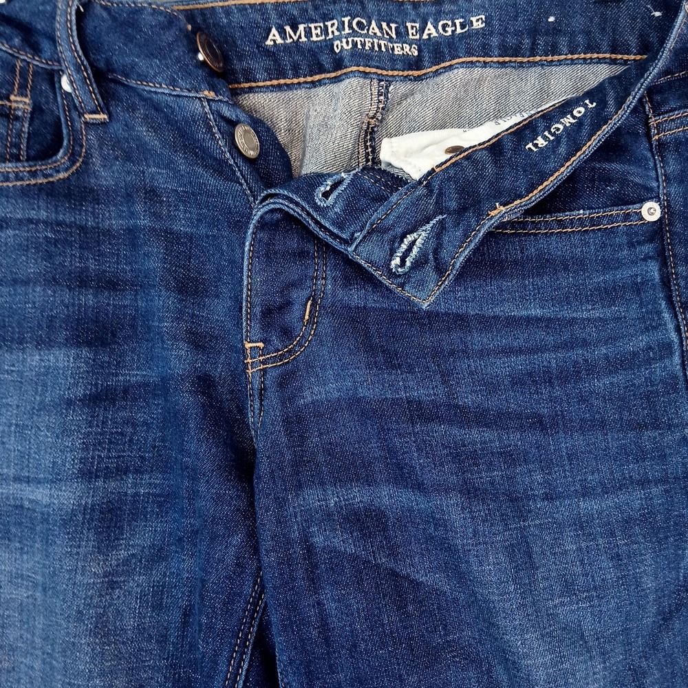 American Eagle Tomgirl Jeans Womens 4 Blue Distressed Ripped Knee Denim Pants - Picture 3 of 11